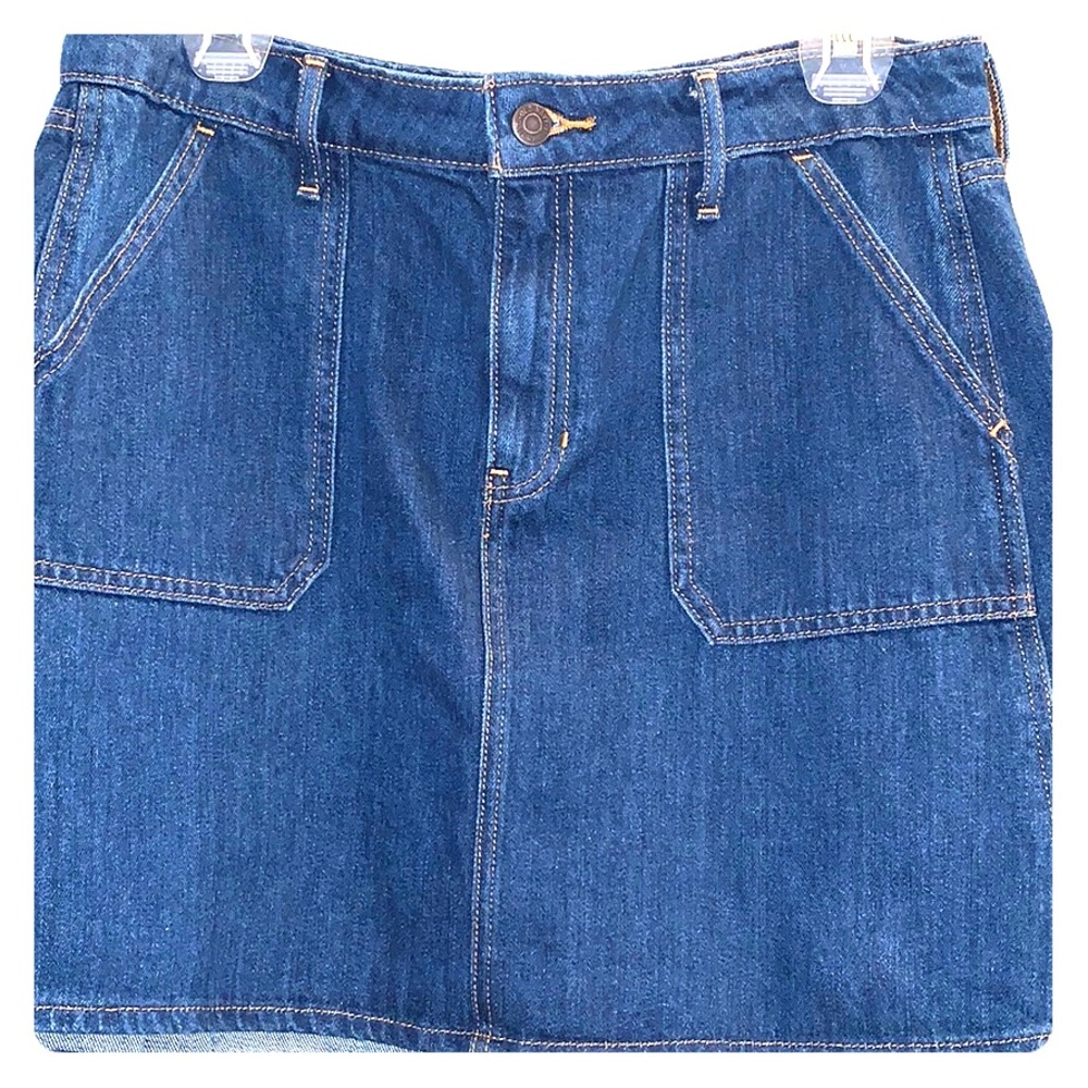 High waisted blue jean skirt!